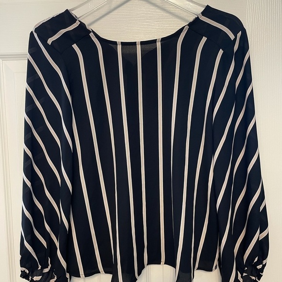 LOFT blouse - Picture 1 of 3